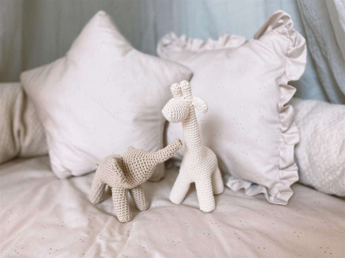 Kuscheltier - petite éléphant